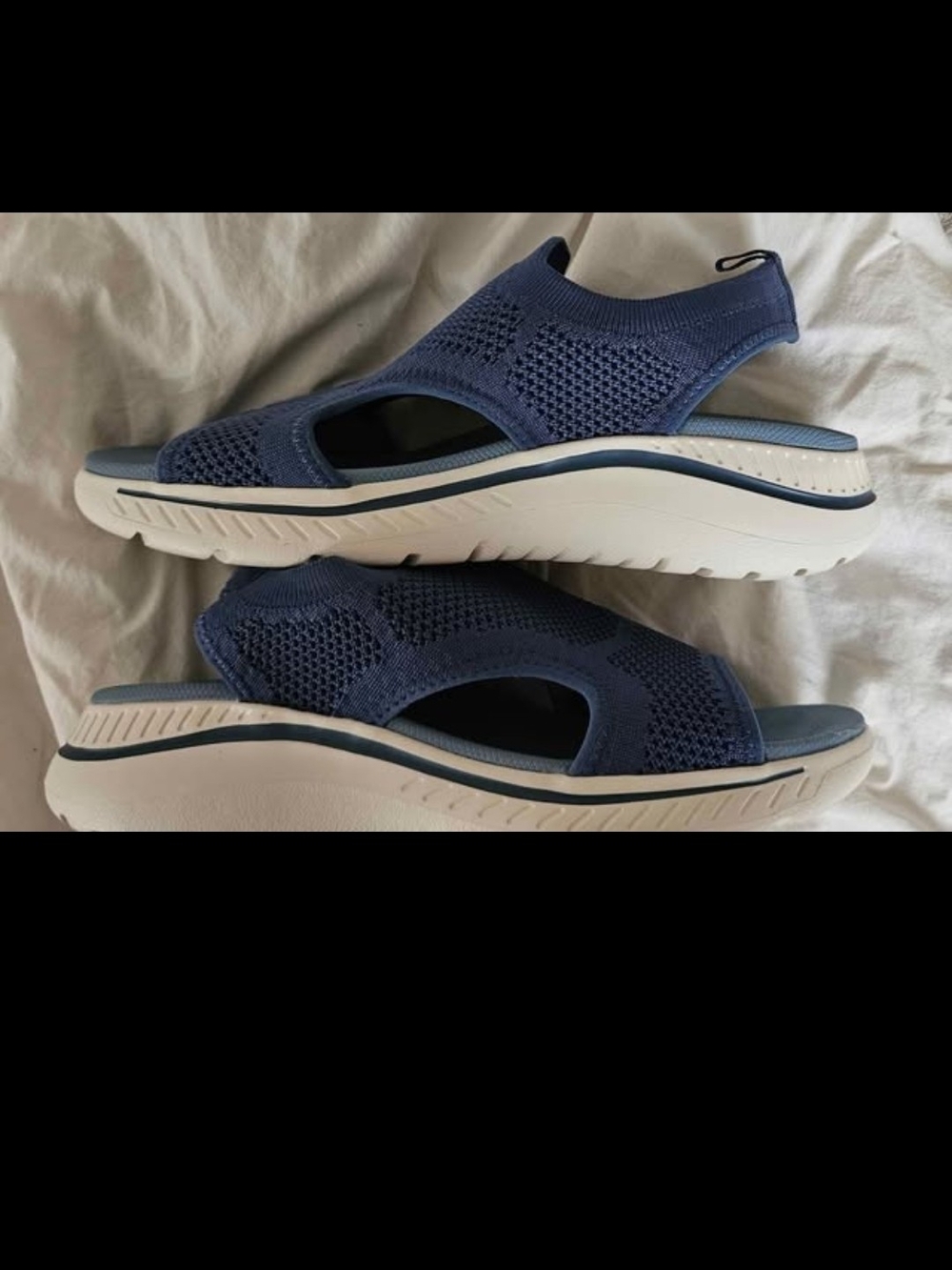 Easy Spirit Women’s Navy Knit Sandals Alma 2: 9W - Picture 3 of 4